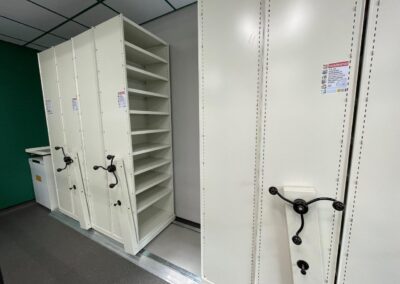 Mobile Racking for Laboratory Spaces